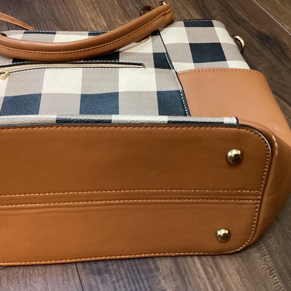 Fashion checkered purse or bag - Mia K. Collection (+ free purse/bag) - Picture 9 of 13